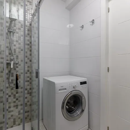 Fantasticstylish & Aircon, Near Lasamericas Apartment Playa de las Americas (Tenerife)